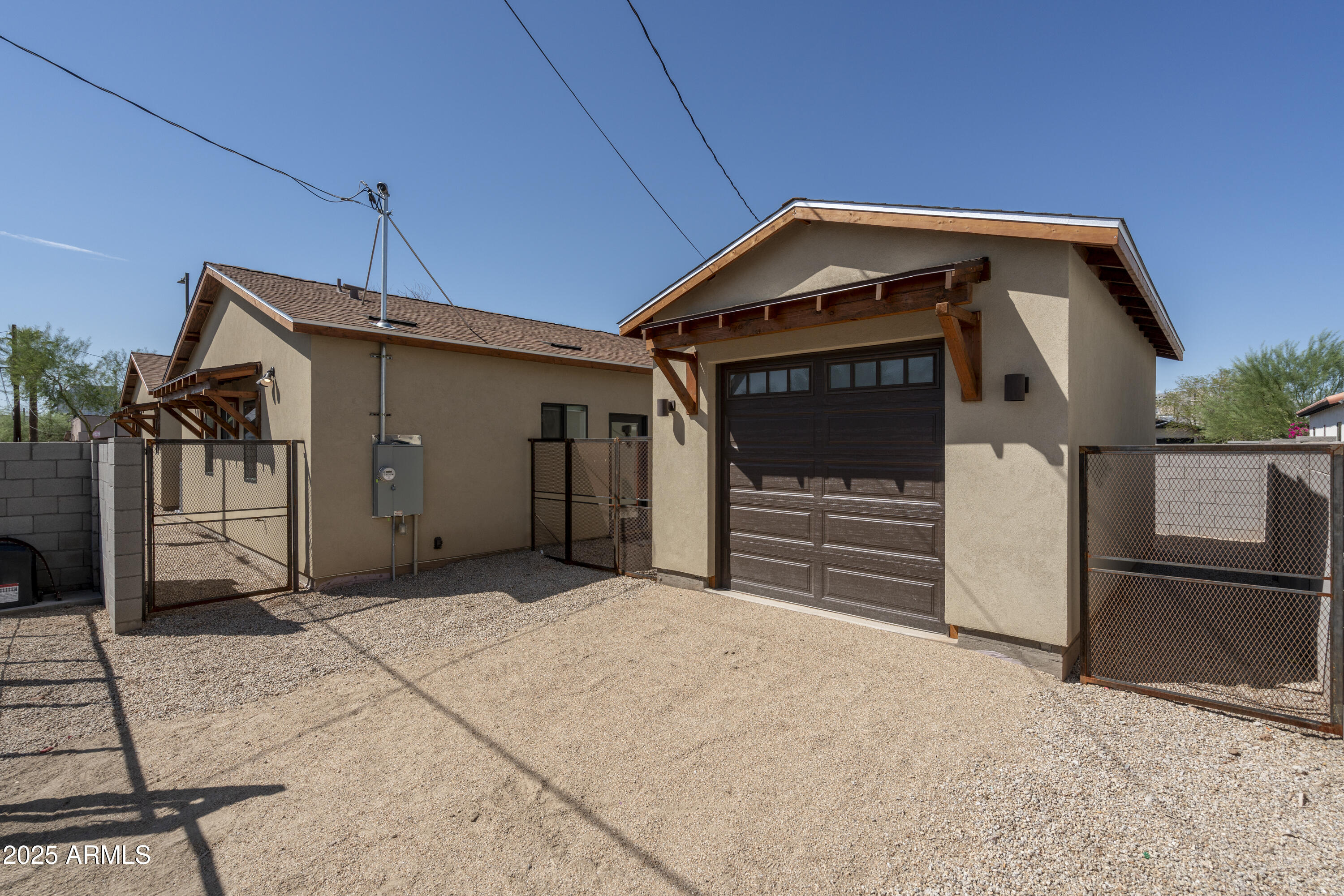 515 N 11TH Street
