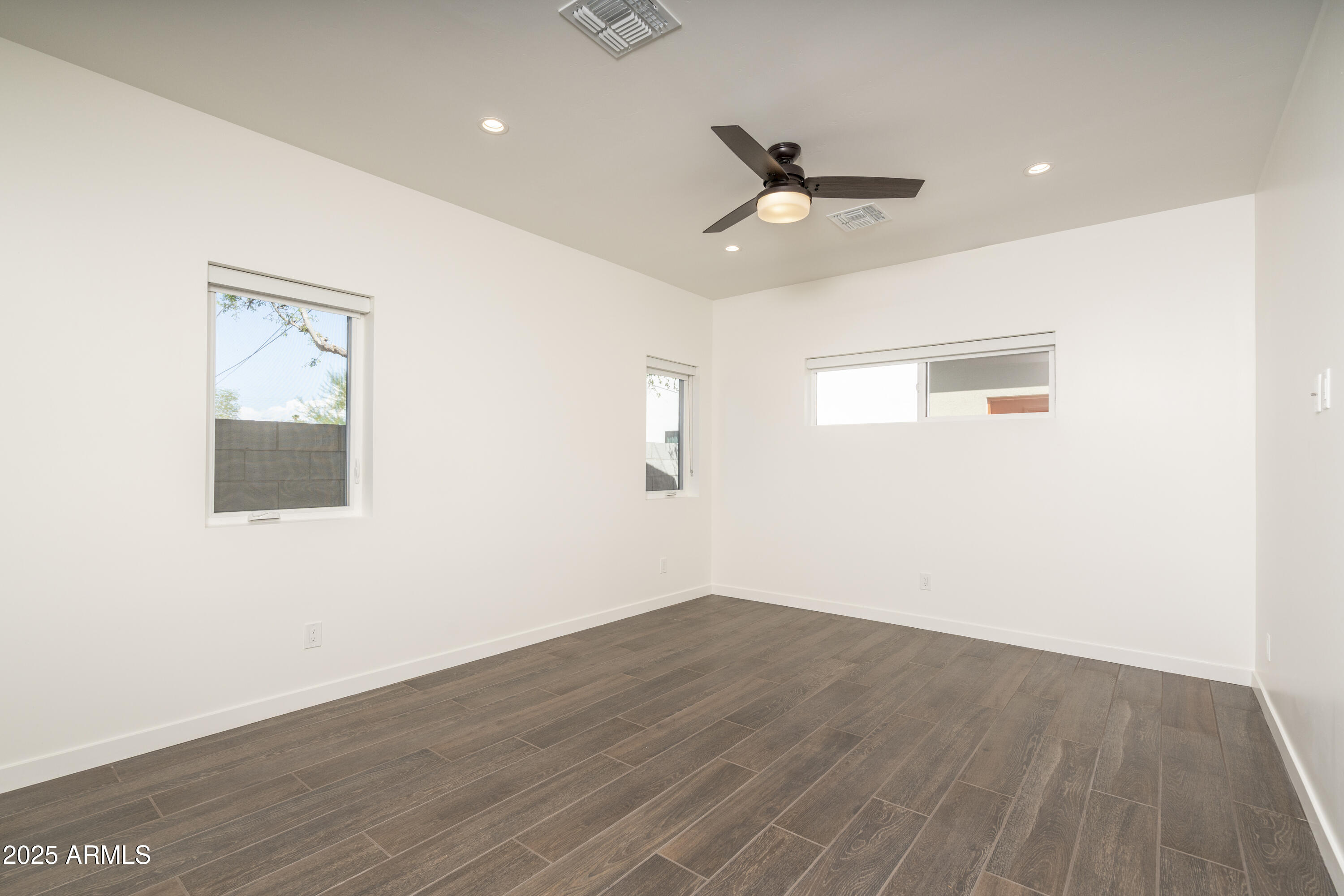 515 N 11TH Street