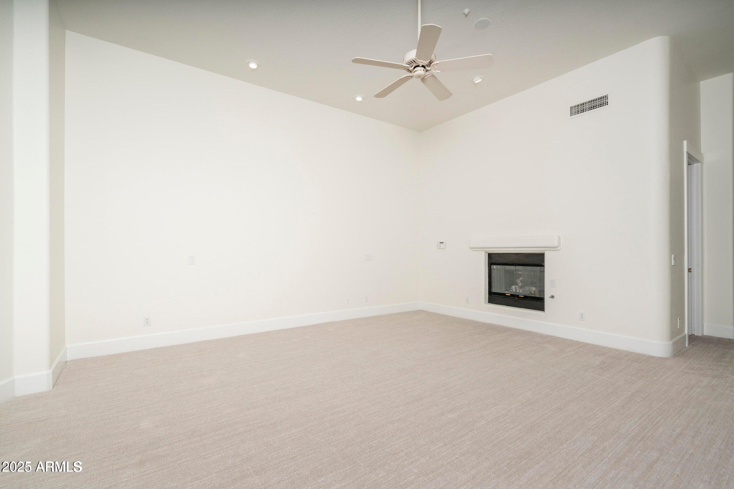 7438 E Cactus Wren Road
