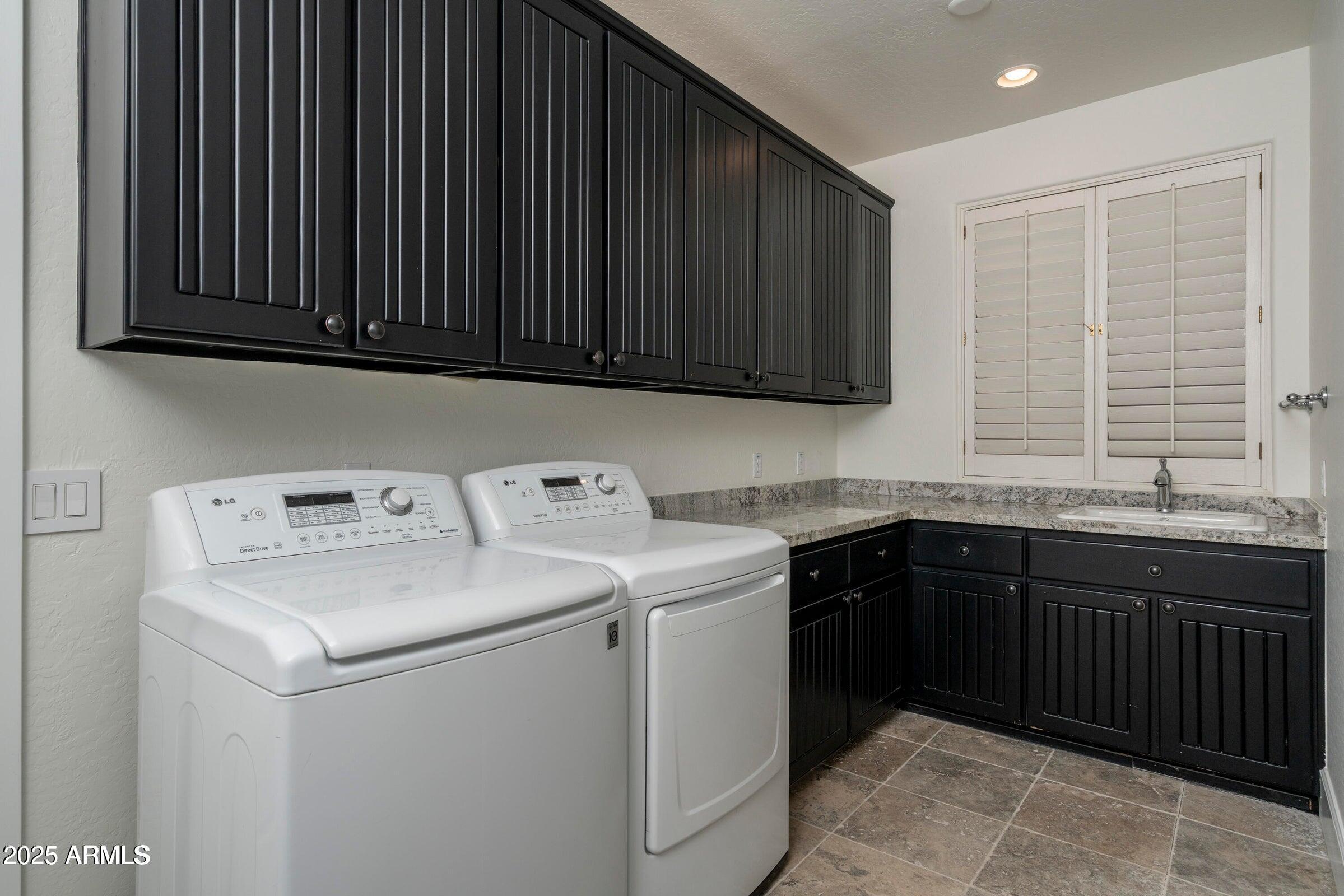 7438 E Cactus Wren Road
