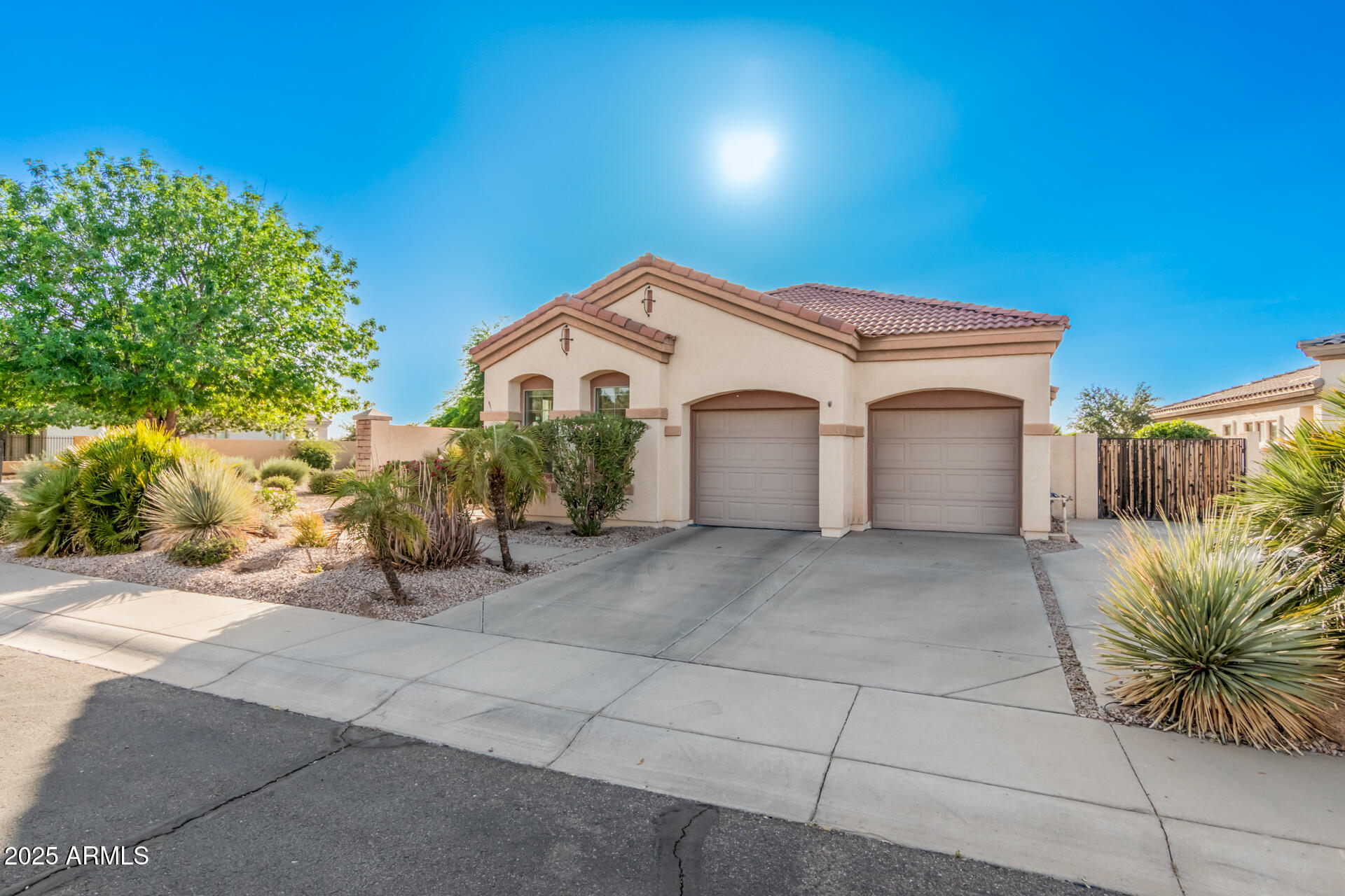 6762 S St Andrews Way