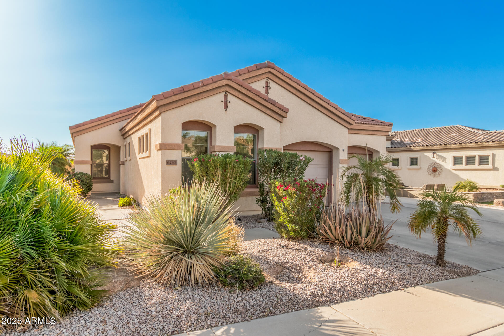 6762 S St Andrews Way