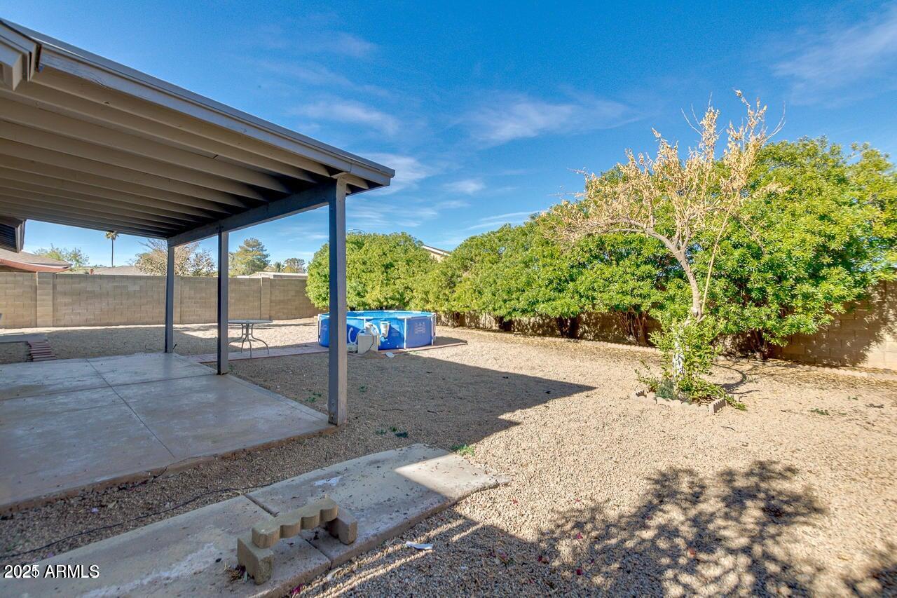 3832 E Bloomfield Road