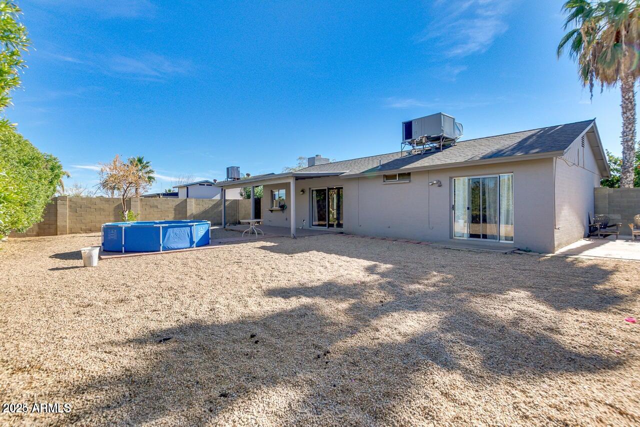 3832 E Bloomfield Road