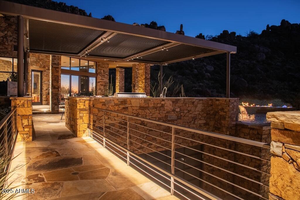 11225 E Whispering Ridge Way