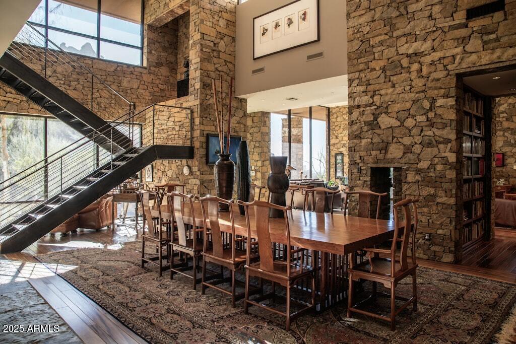 11225 E Whispering Ridge Way