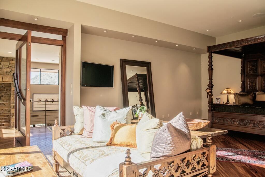 11225 E Whispering Ridge Way