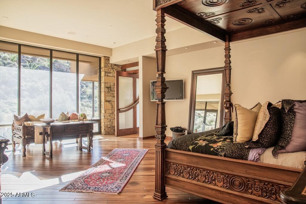 11225 E Whispering Ridge Way