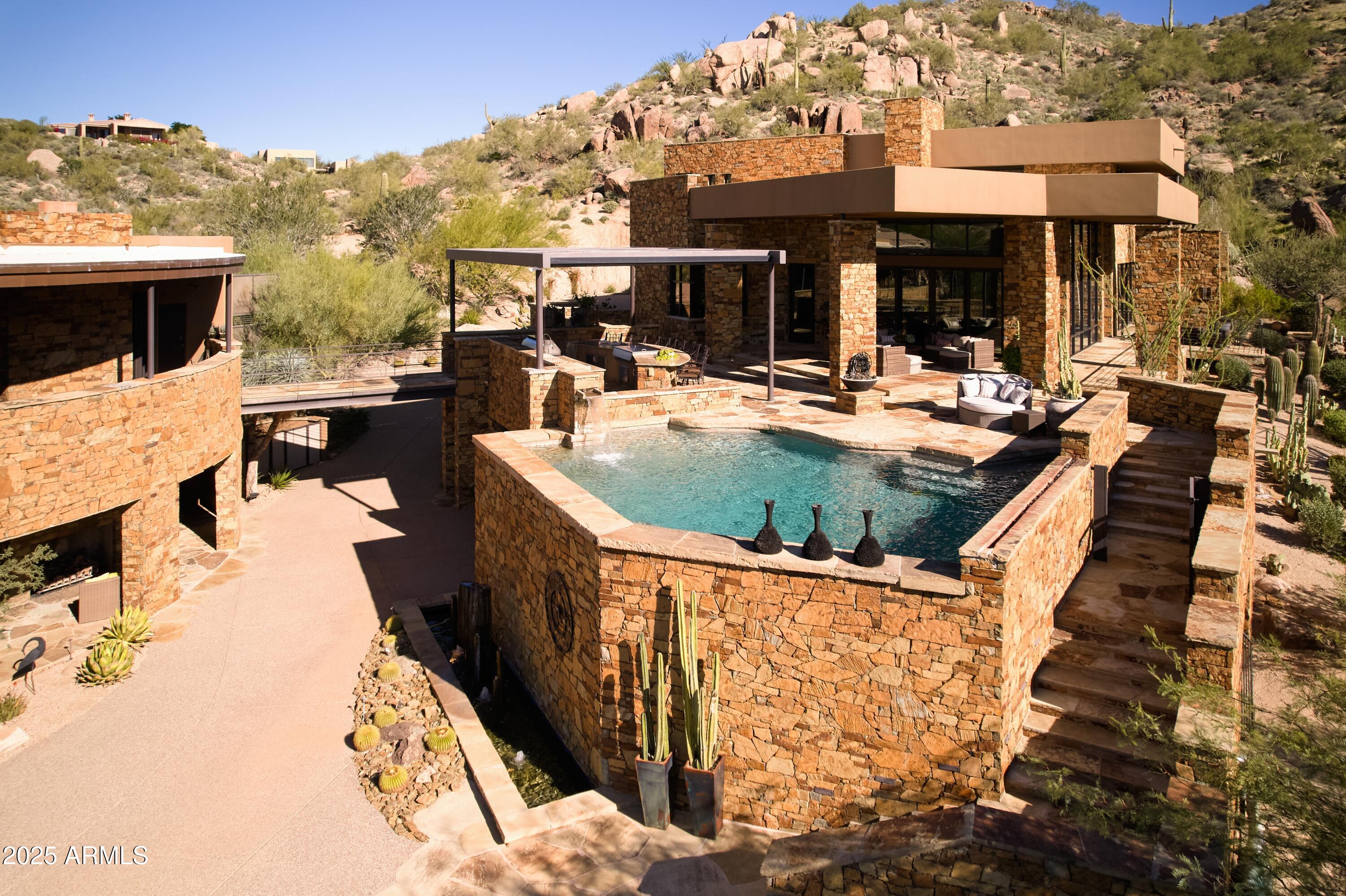 11225 E Whispering Ridge Way