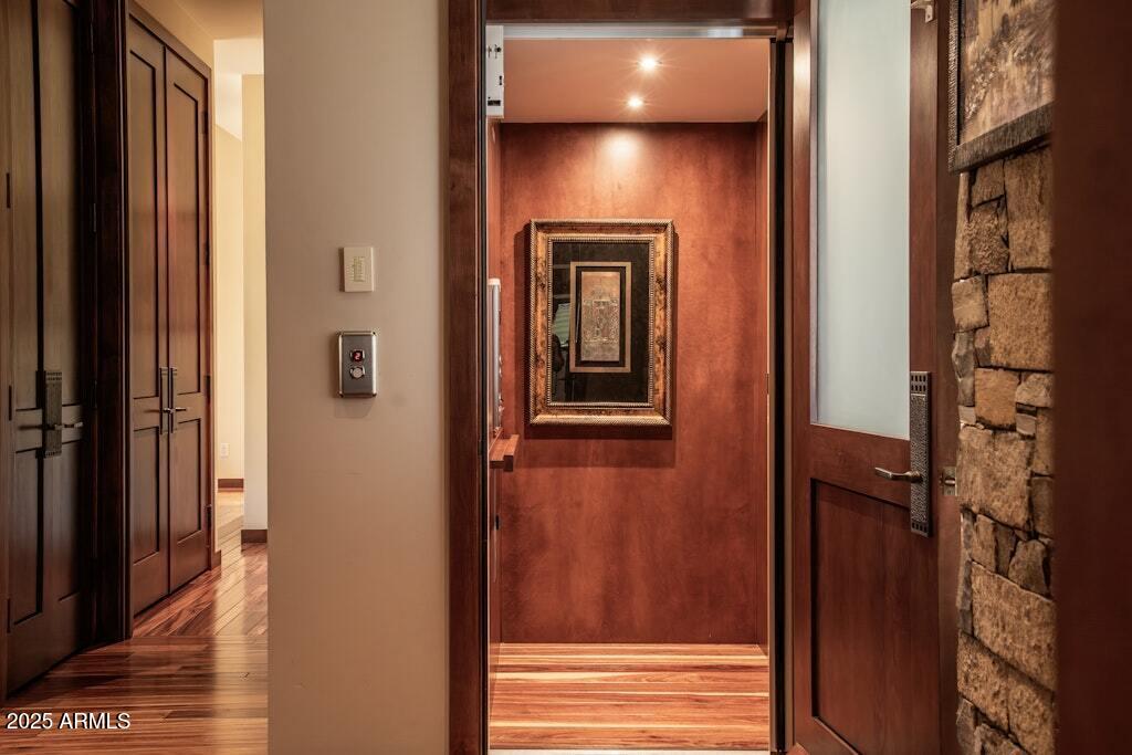 11225 E Whispering Ridge Way