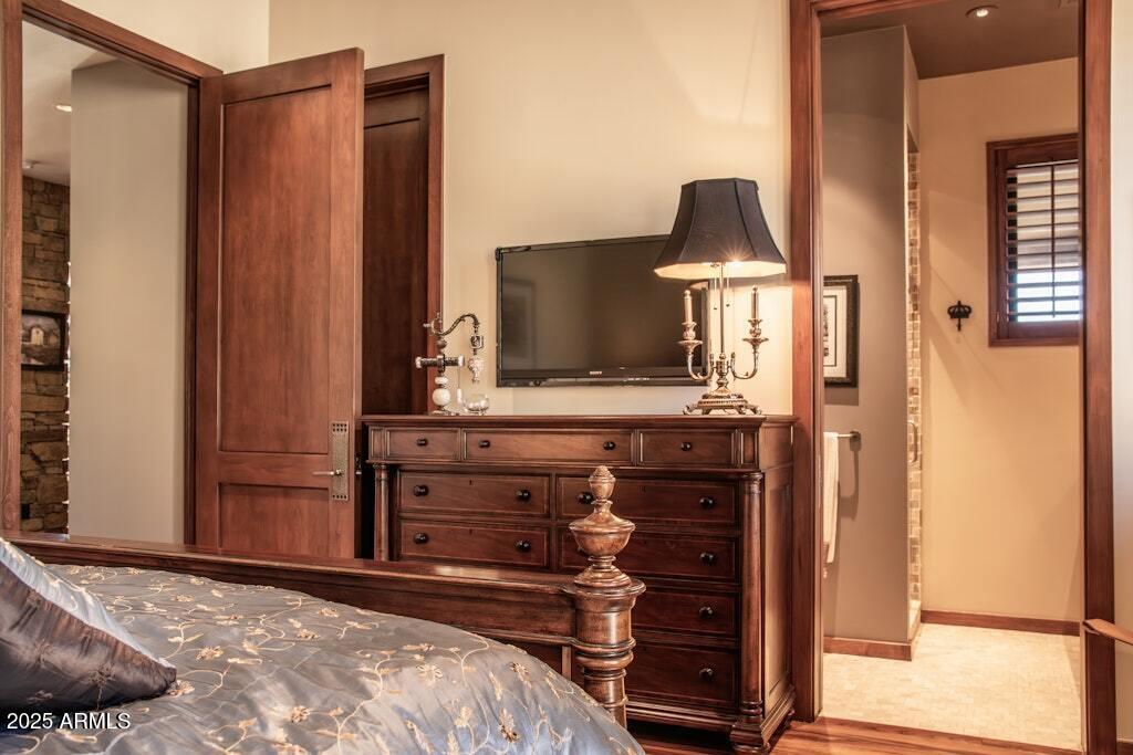 11225 E Whispering Ridge Way