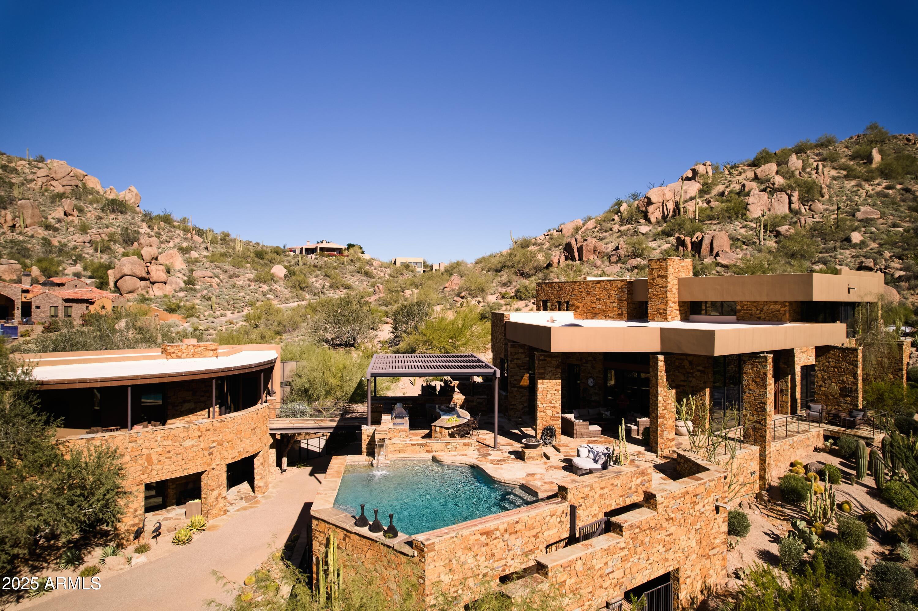 11225 E Whispering Ridge Way