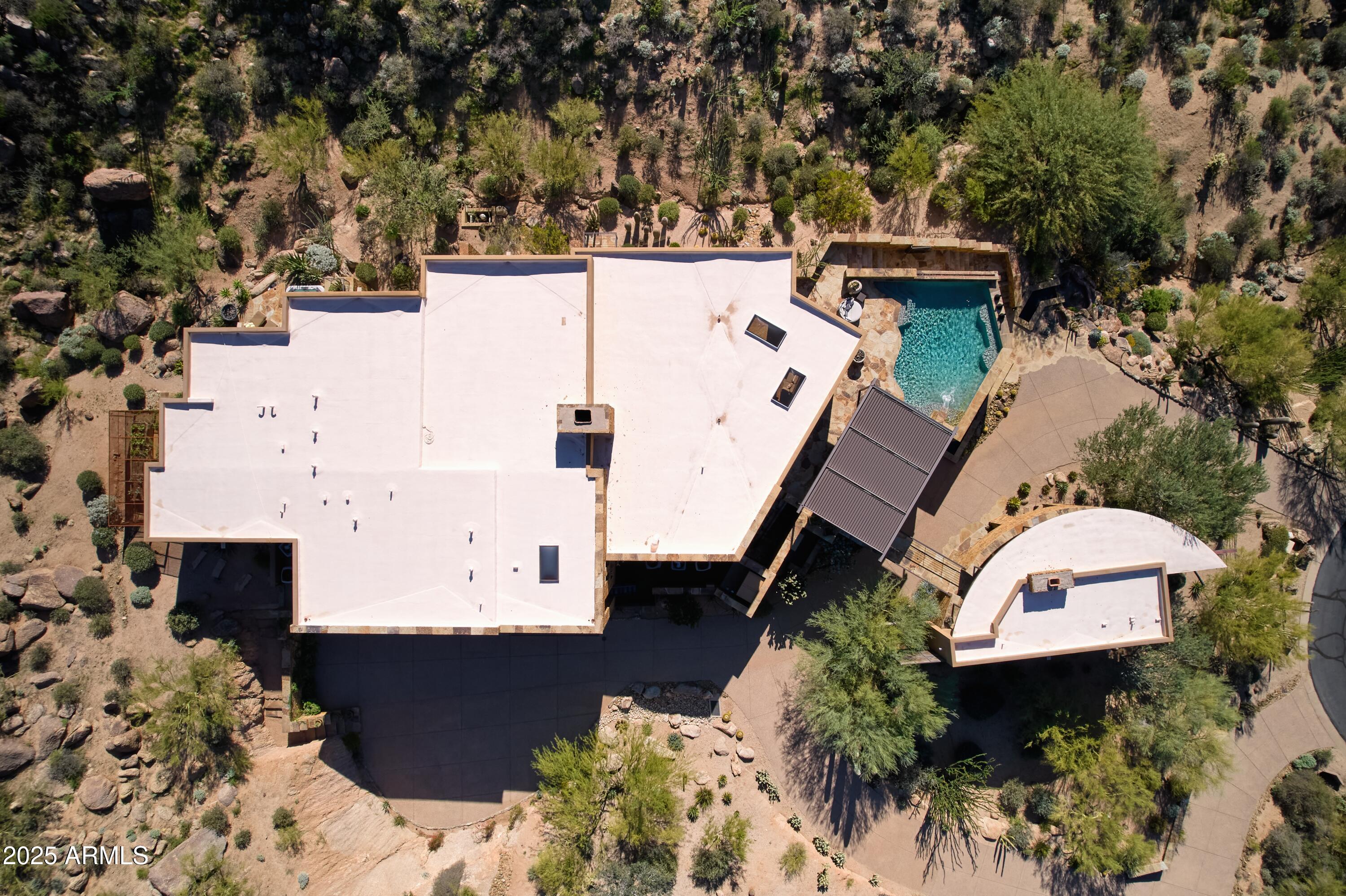 11225 E Whispering Ridge Way