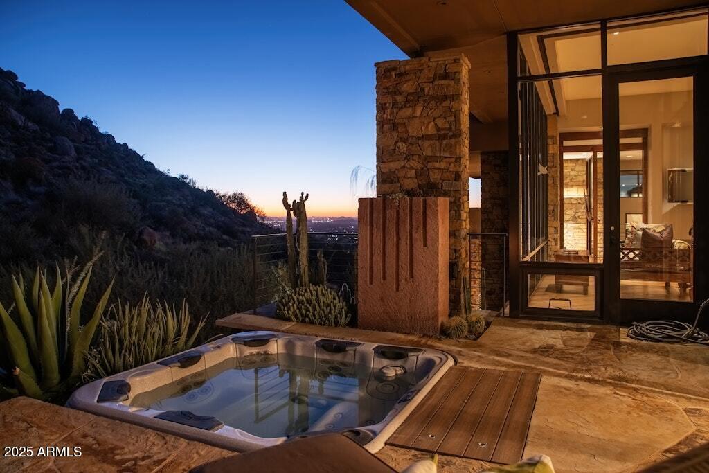 11225 E Whispering Ridge Way