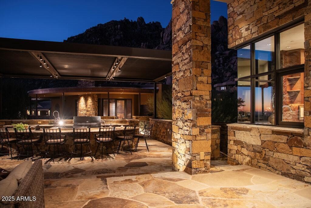 11225 E Whispering Ridge Way