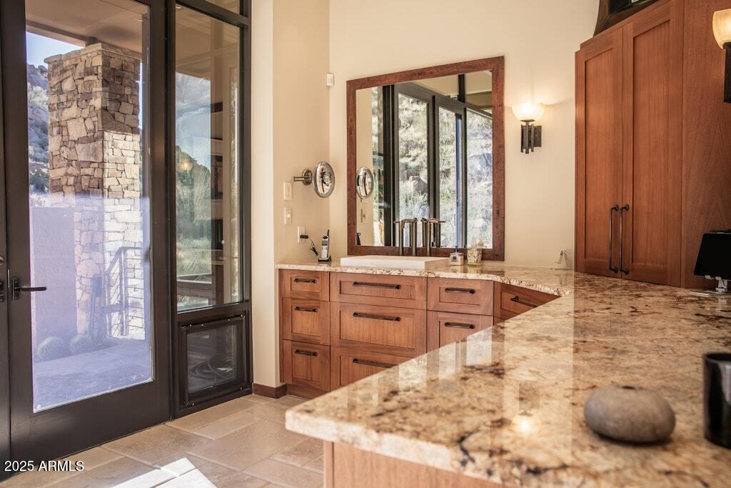 11225 E Whispering Ridge Way