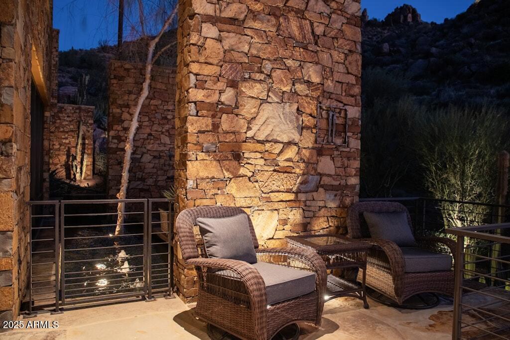 11225 E Whispering Ridge Way