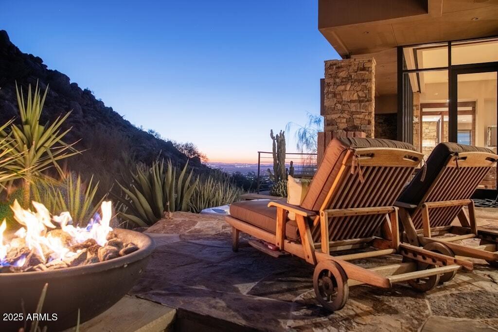 11225 E Whispering Ridge Way