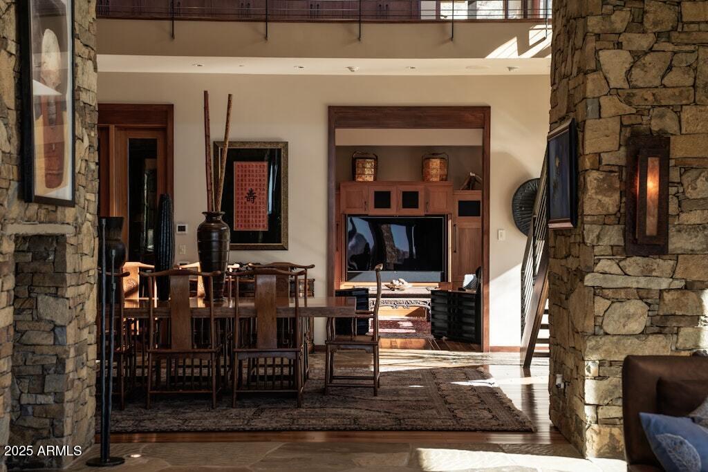 11225 E Whispering Ridge Way