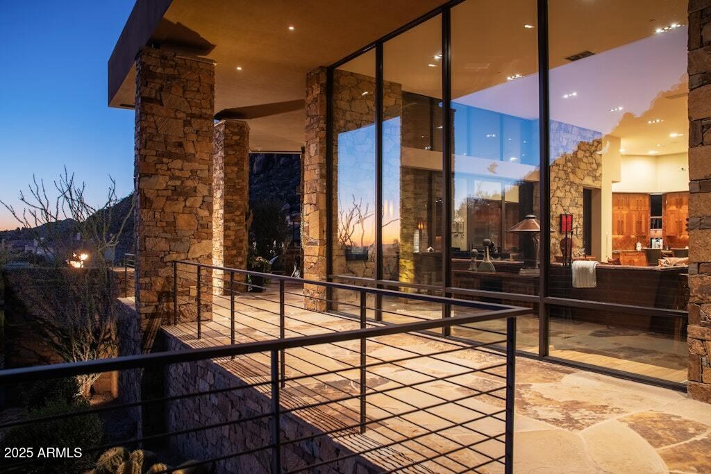 11225 E Whispering Ridge Way