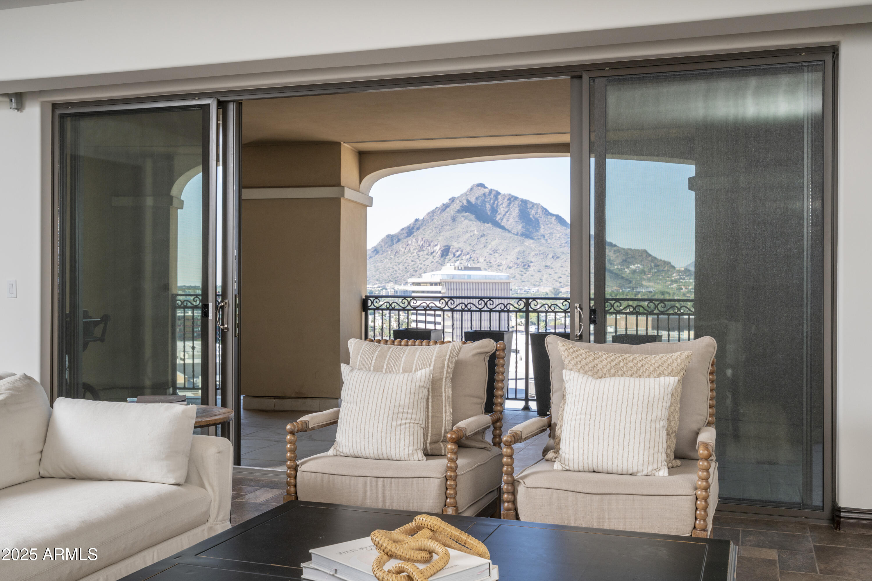 7175 E Camelback Road 1201