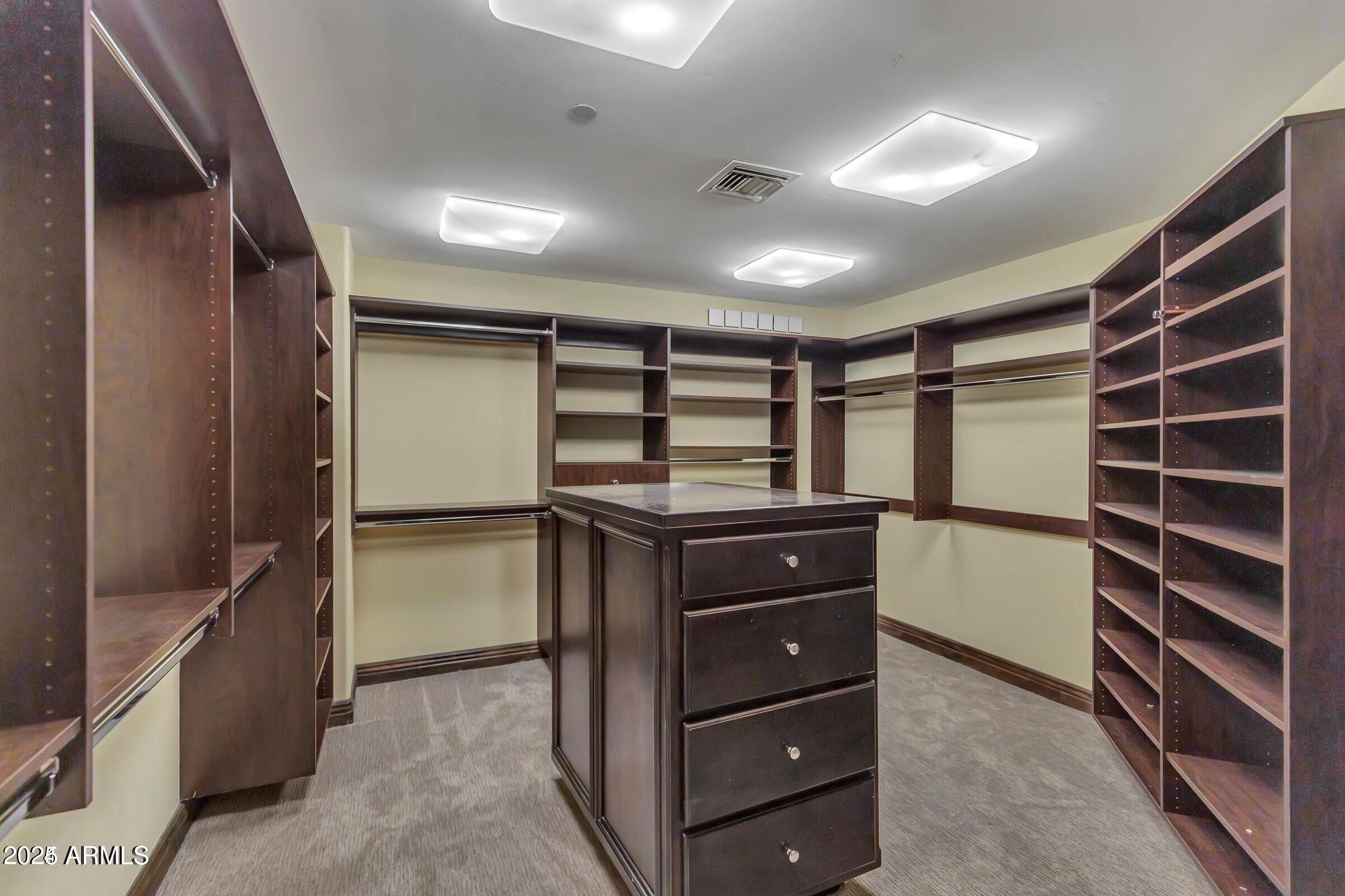 7175 E Camelback Road 1201