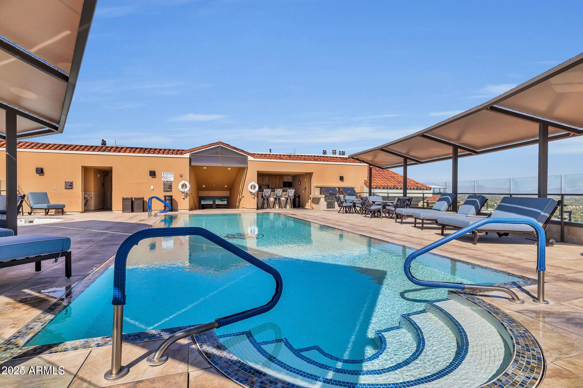 7175 E Camelback Road 1201