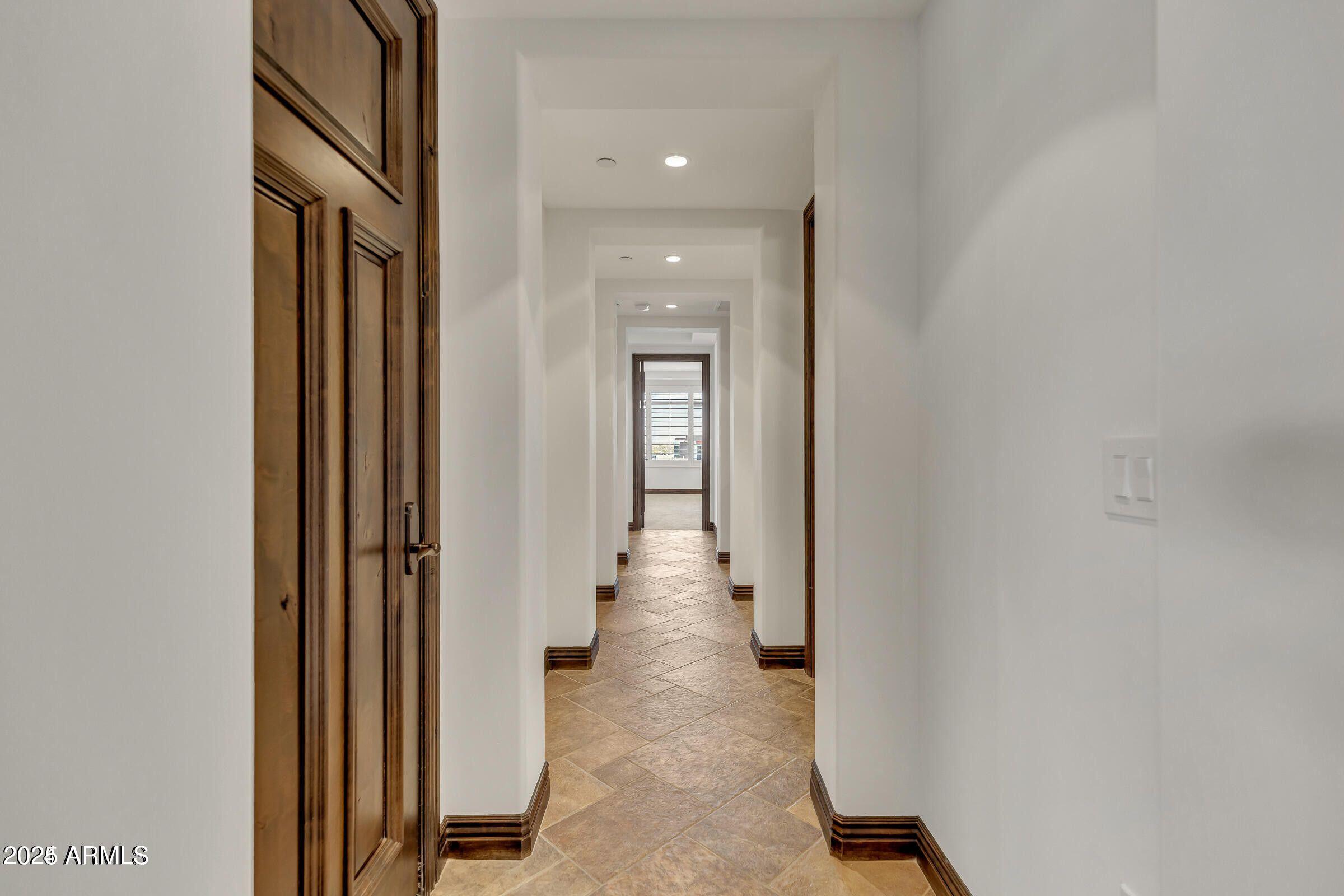 7175 E Camelback Road 1201