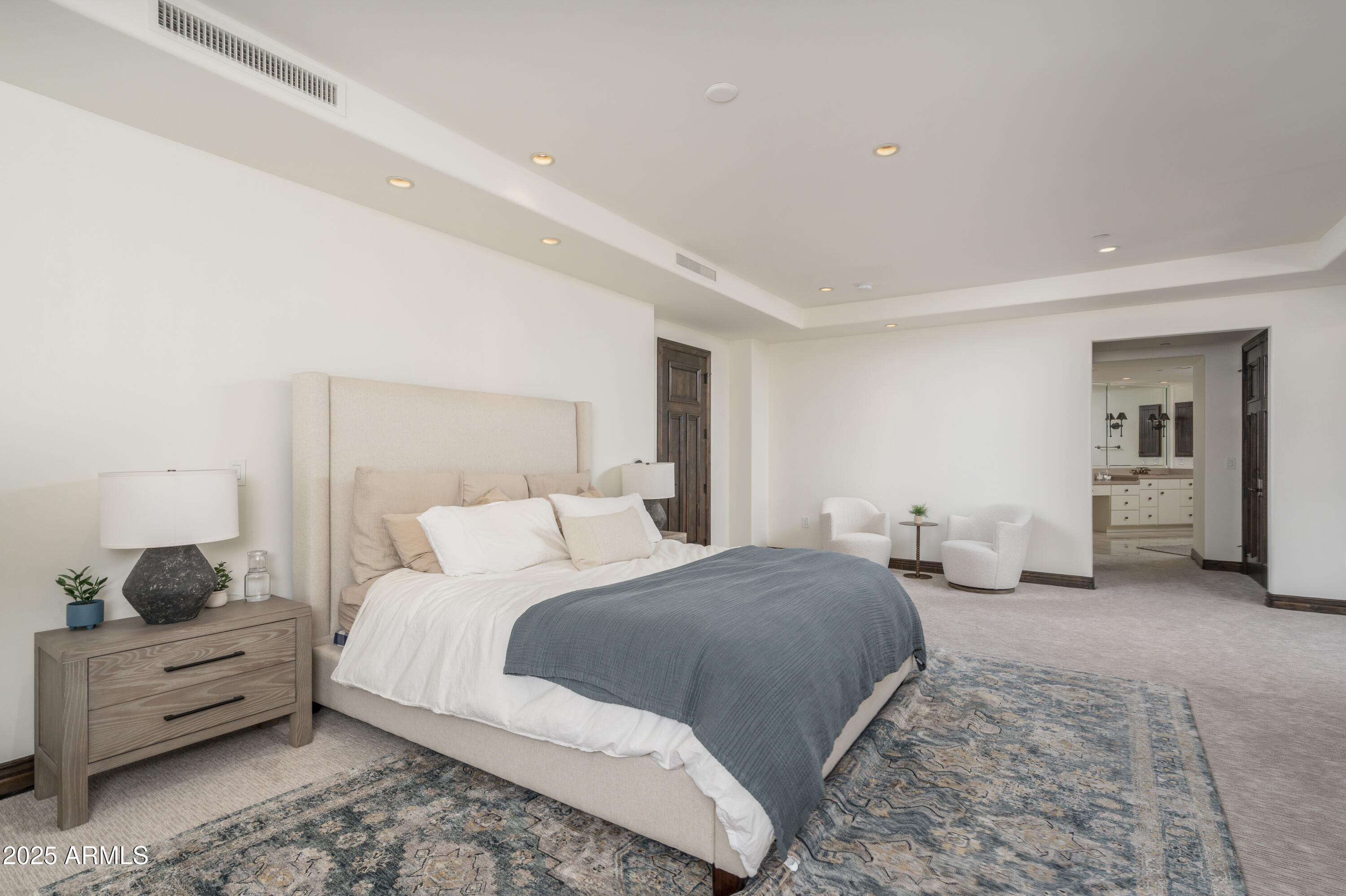 7175 E Camelback Road 1201