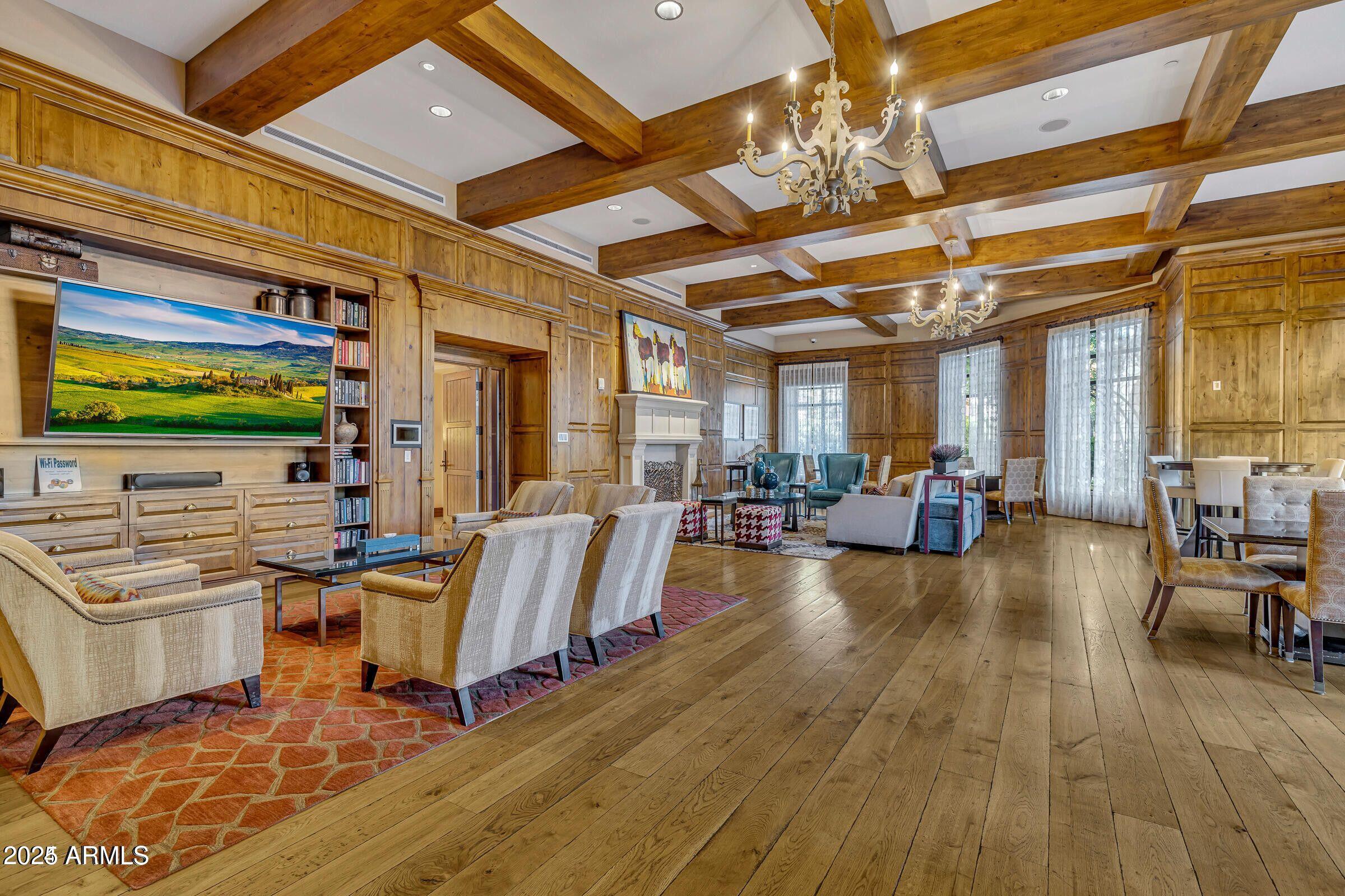 7175 E Camelback Road 1201