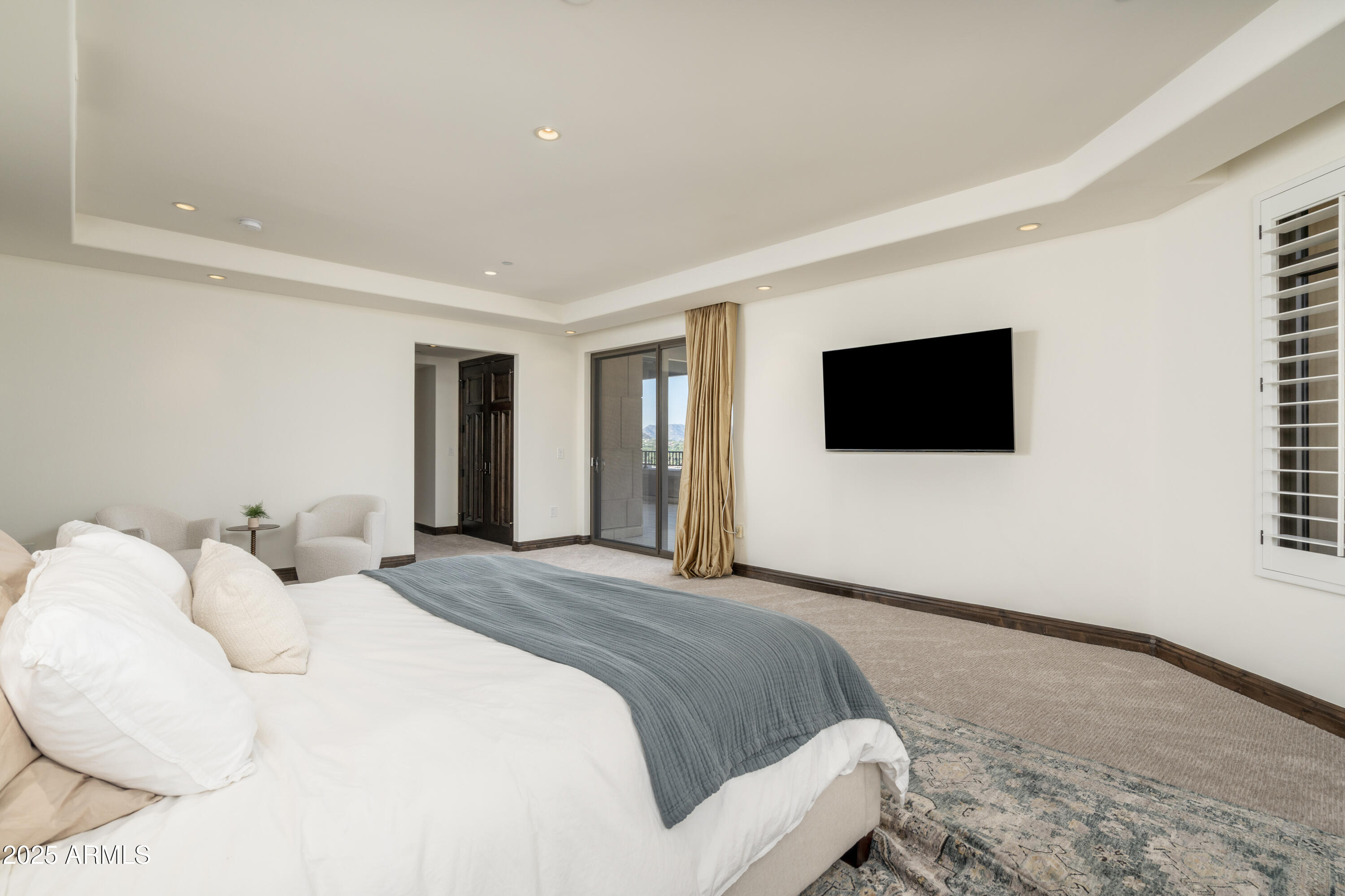 7175 E Camelback Road 1201