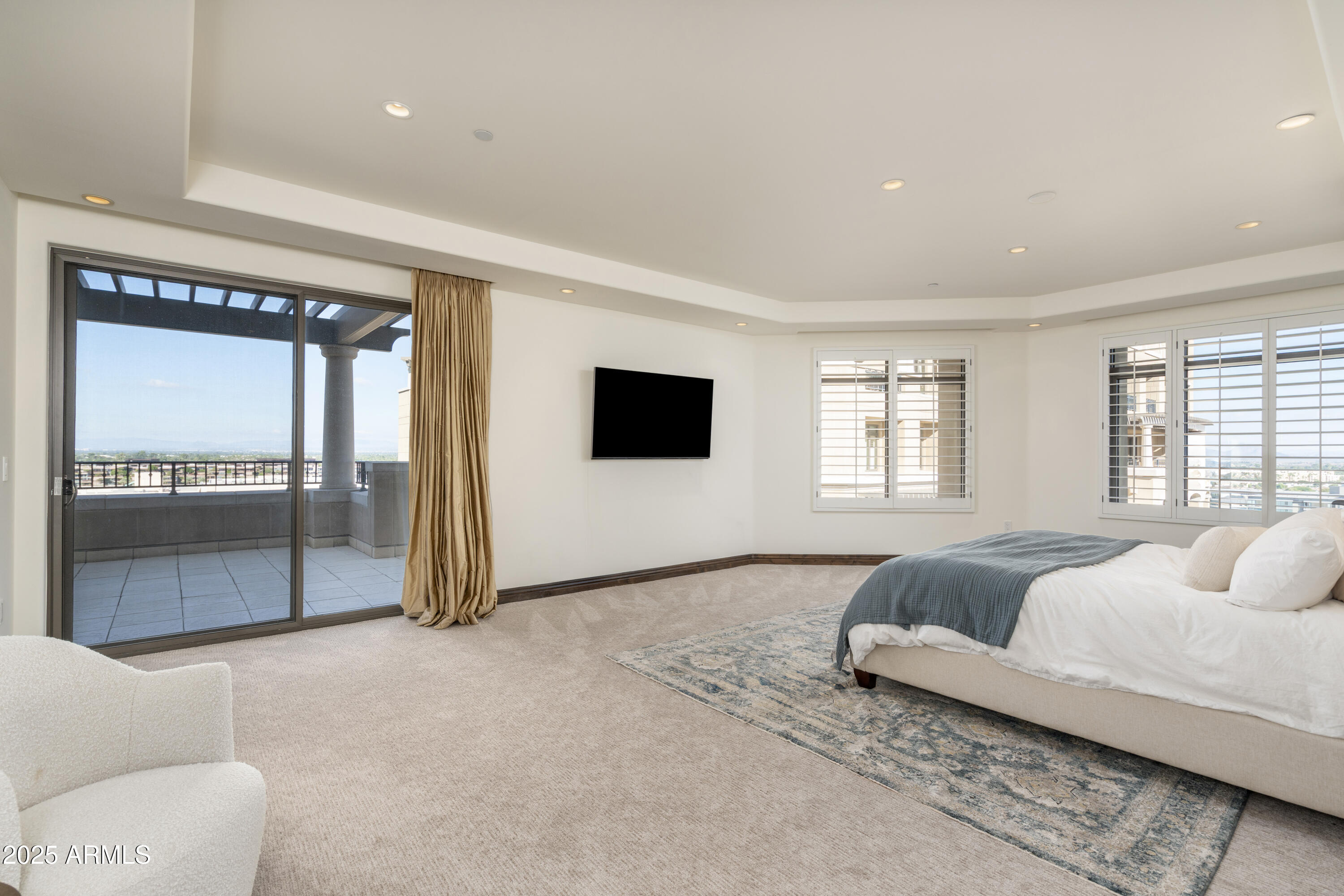 7175 E Camelback Road 1201