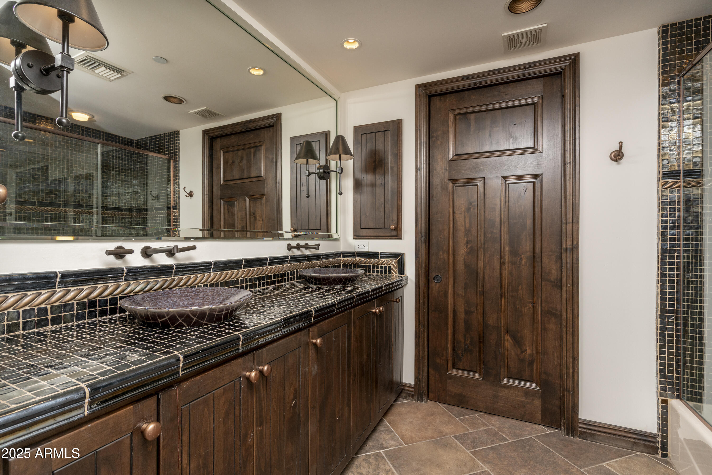 7175 E Camelback Road 1201