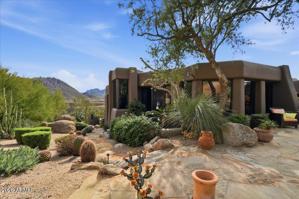 10040 E HAPPY VALLEY Road 1049
