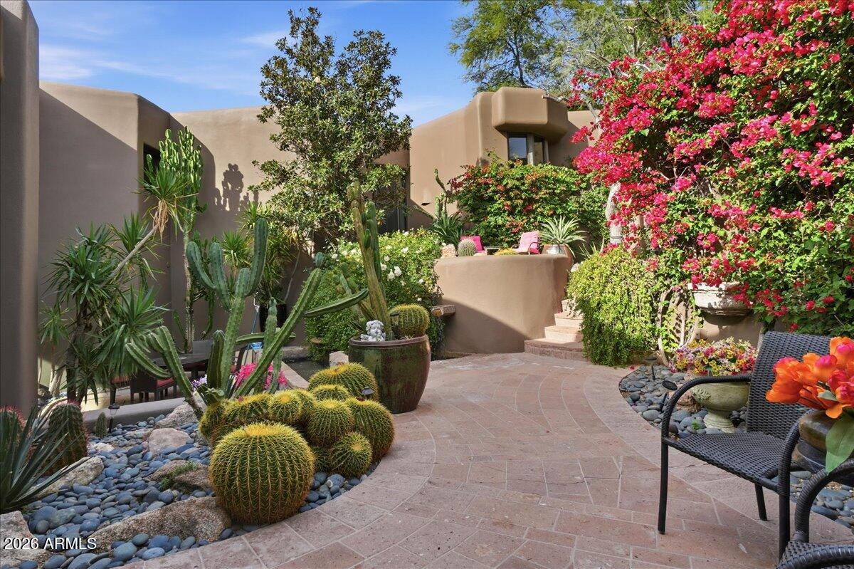 10040 E HAPPY VALLEY Road 1049