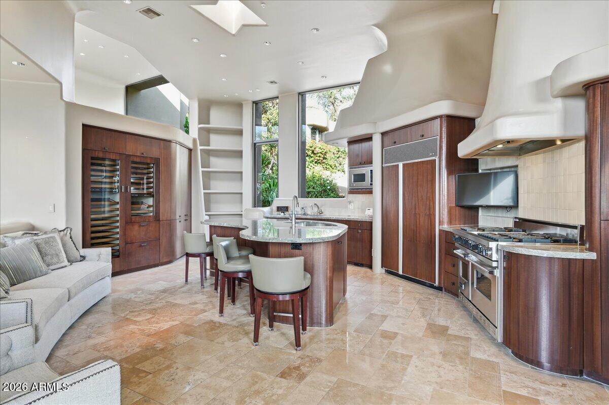 10040 E HAPPY VALLEY Road 1049
