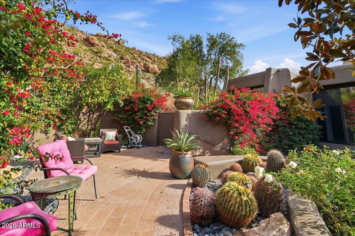 10040 E HAPPY VALLEY Road 1049