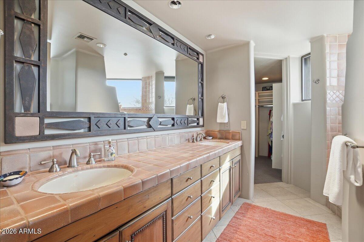 10040 E HAPPY VALLEY Road 1049
