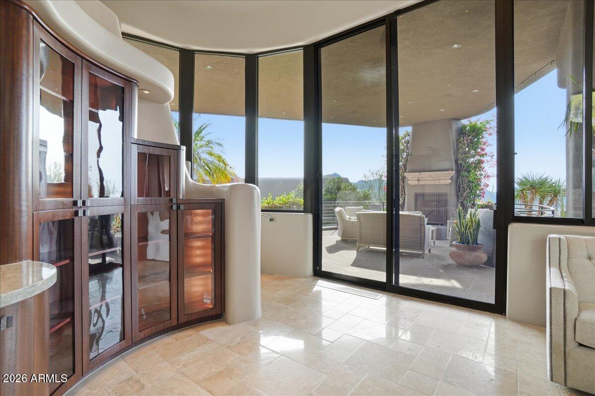 10040 E HAPPY VALLEY Road 1049