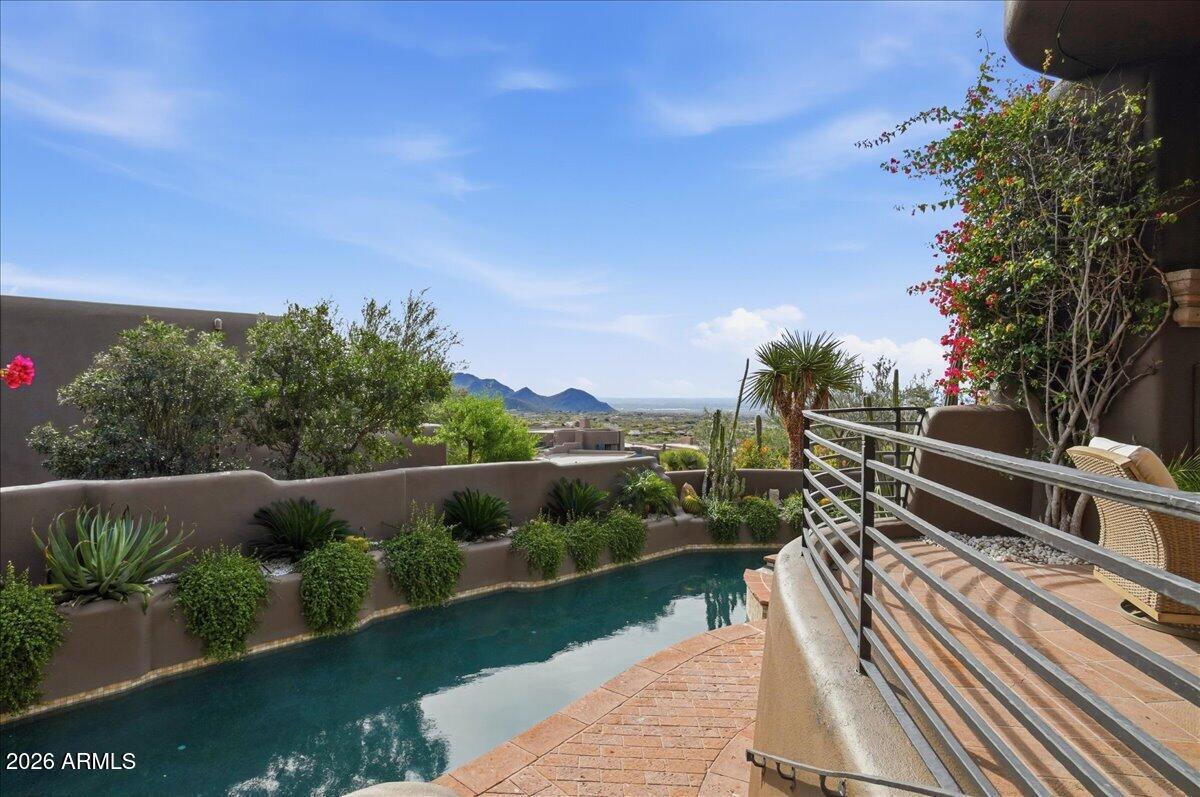 10040 E HAPPY VALLEY Road 1049