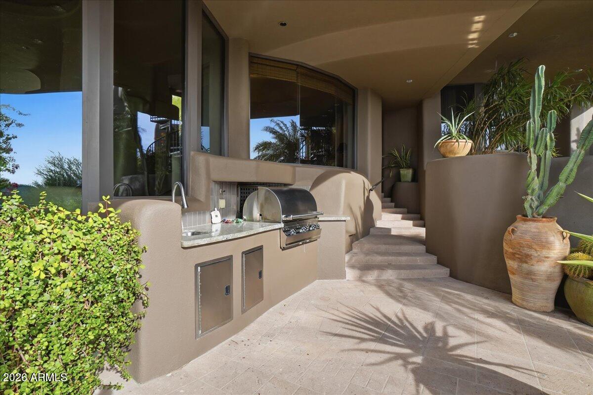 10040 E HAPPY VALLEY Road 1049