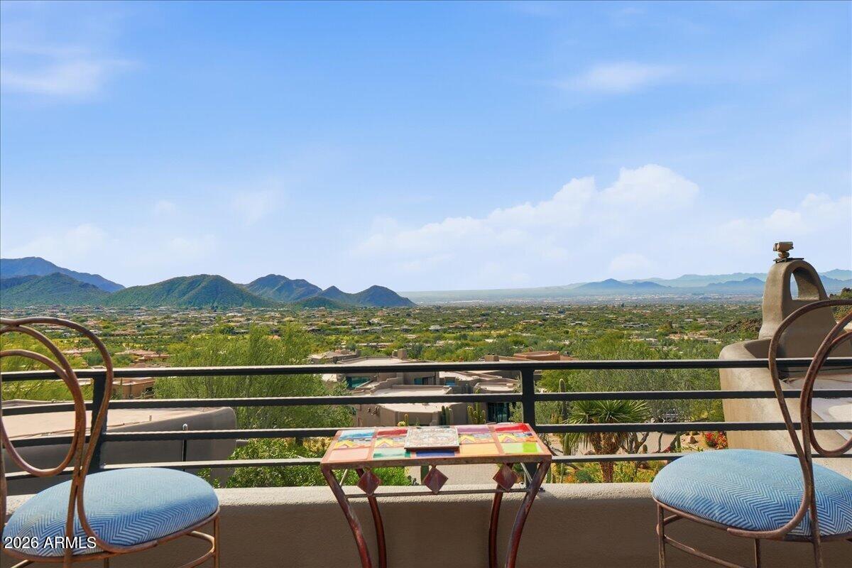 10040 E HAPPY VALLEY Road 1049