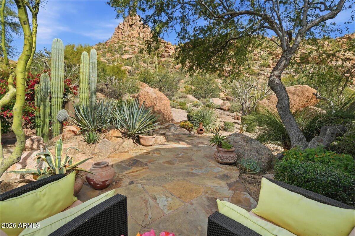 10040 E HAPPY VALLEY Road 1049