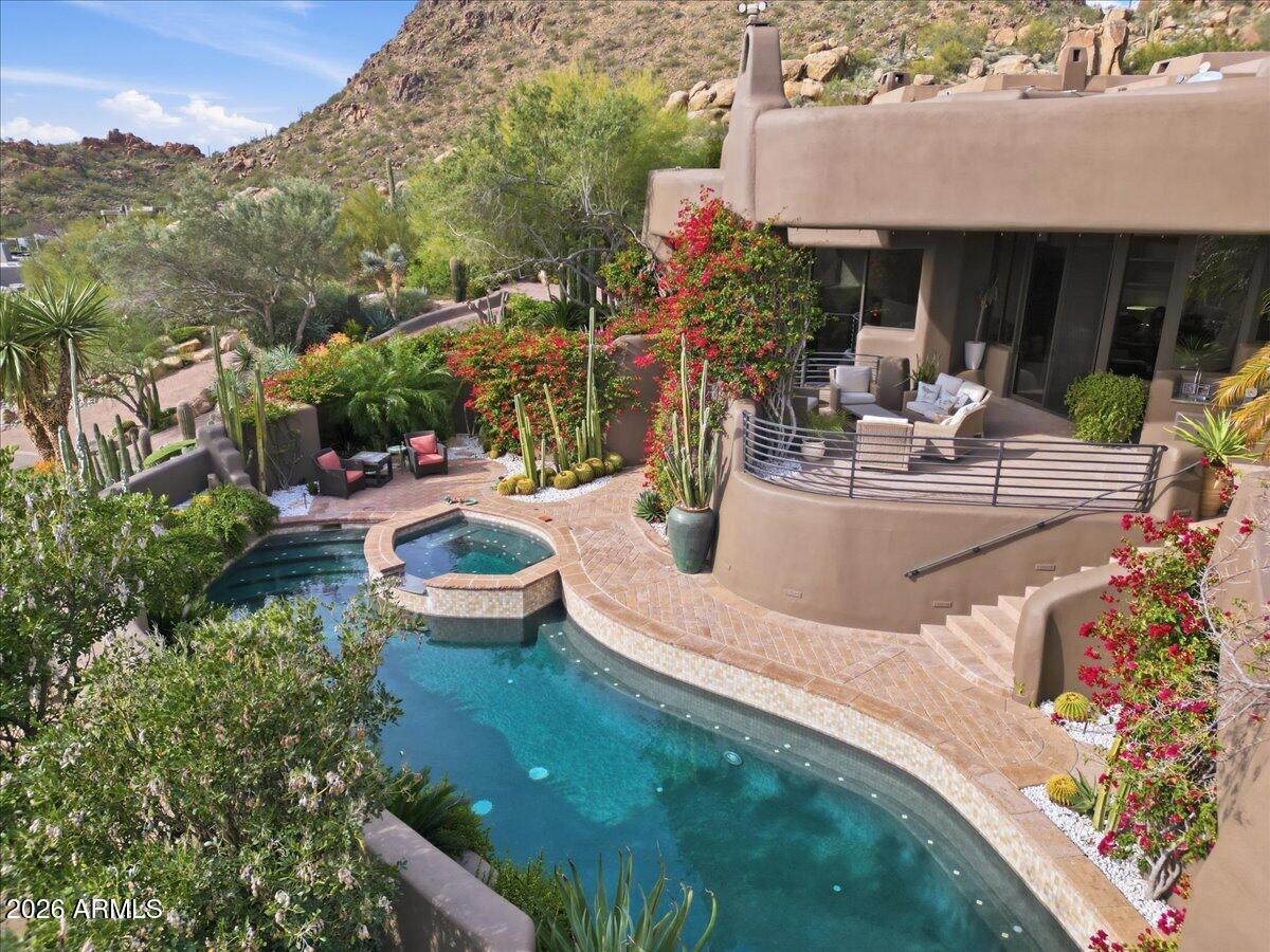 10040 E HAPPY VALLEY Road 1049