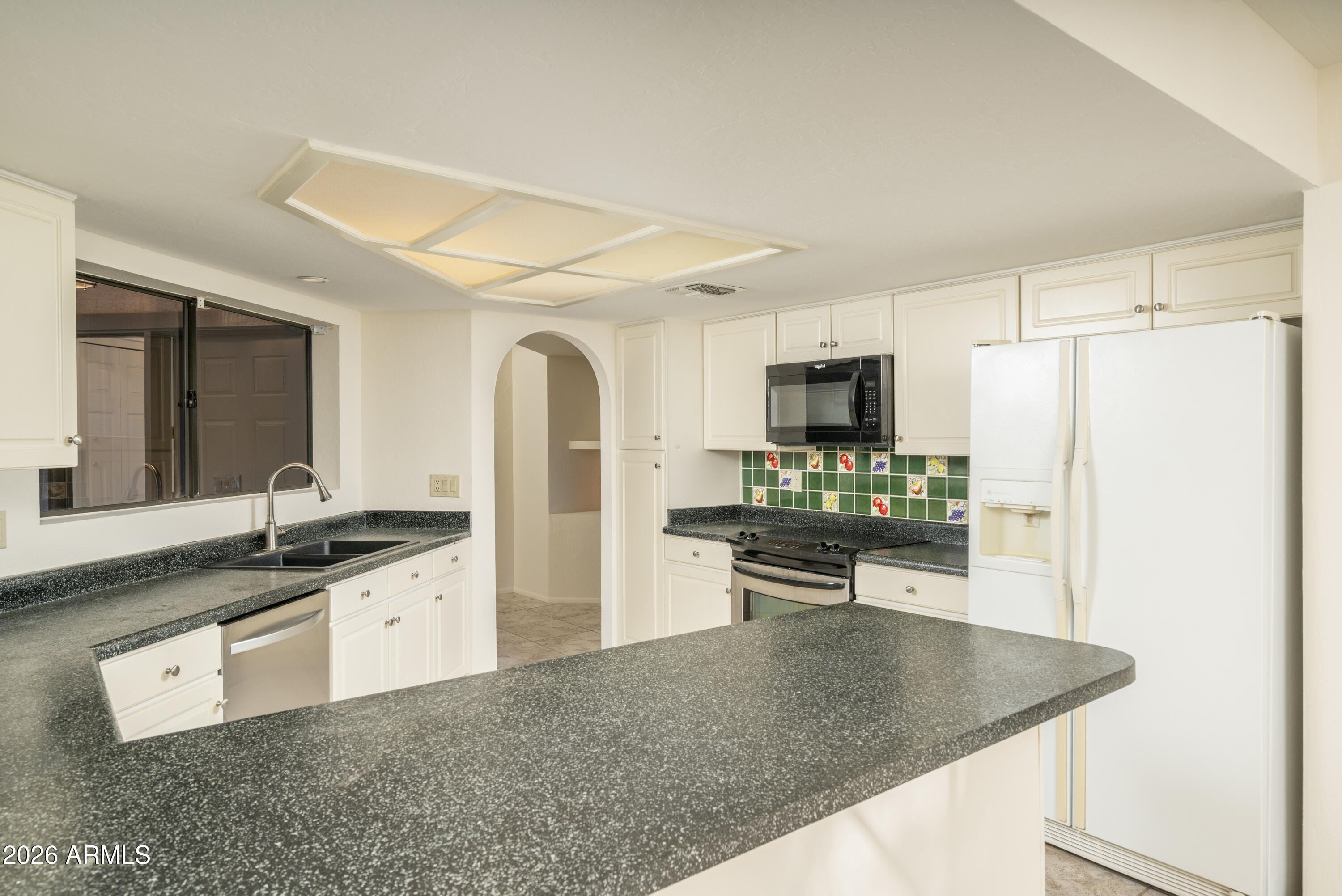 4128 E Paradise Drive