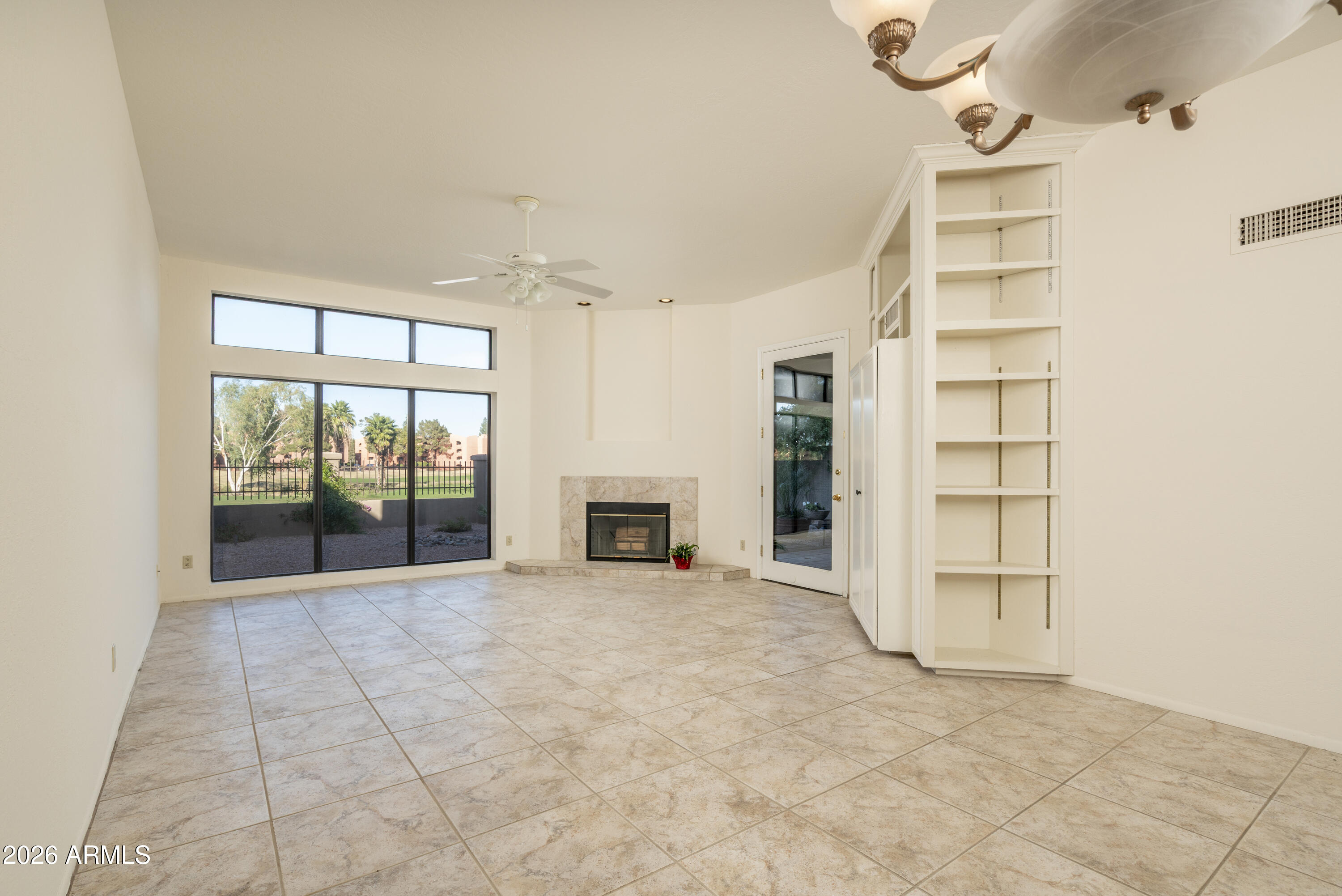 4128 E Paradise Drive