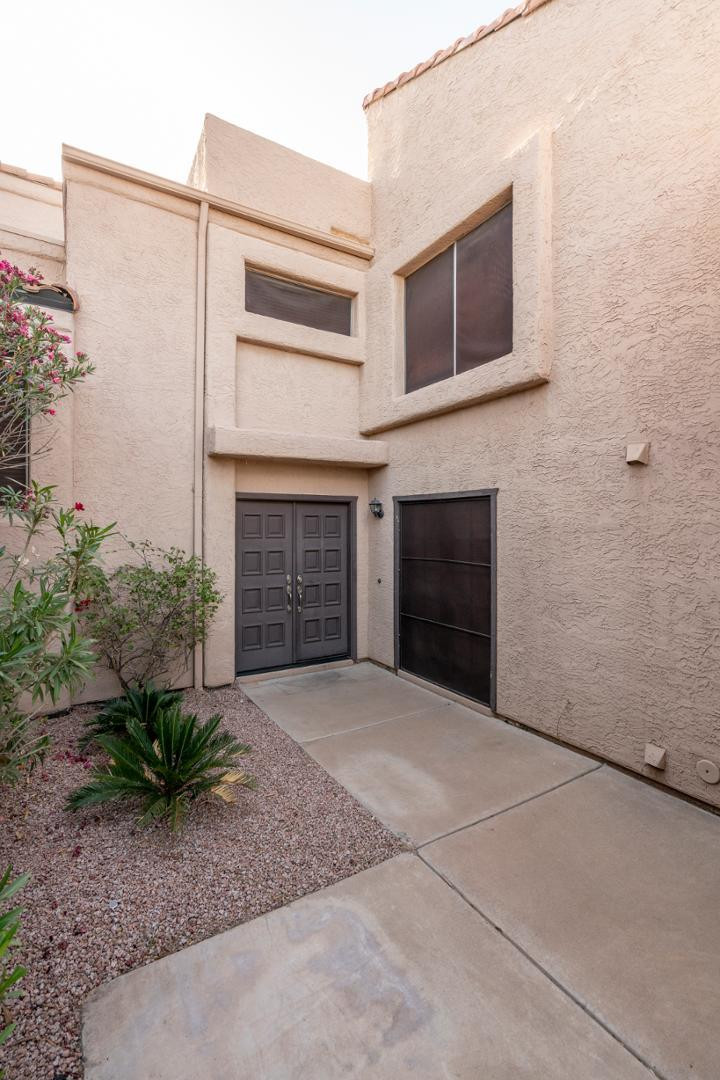 1656 N Sierra Vista Drive