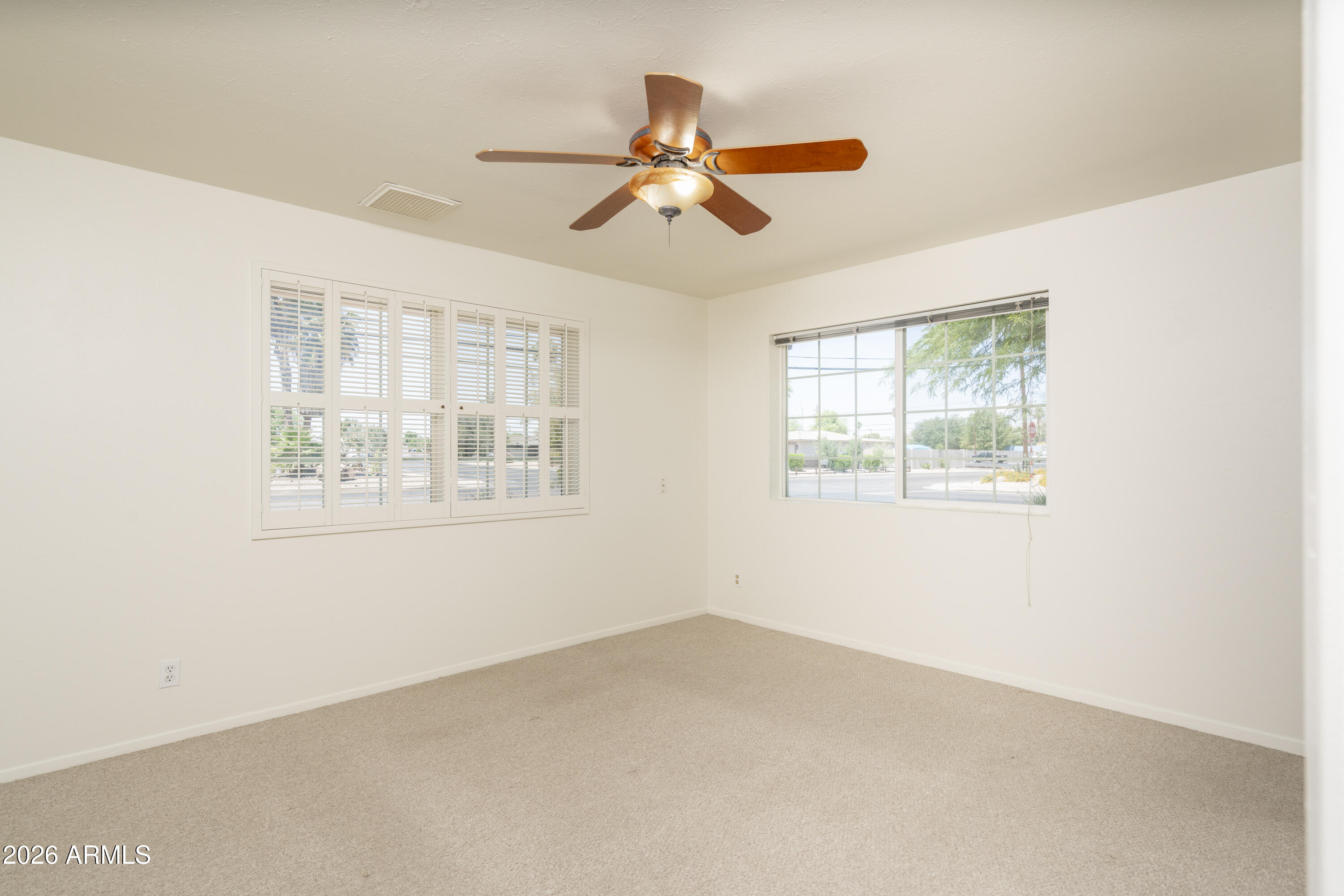 3001 E Cholla Street