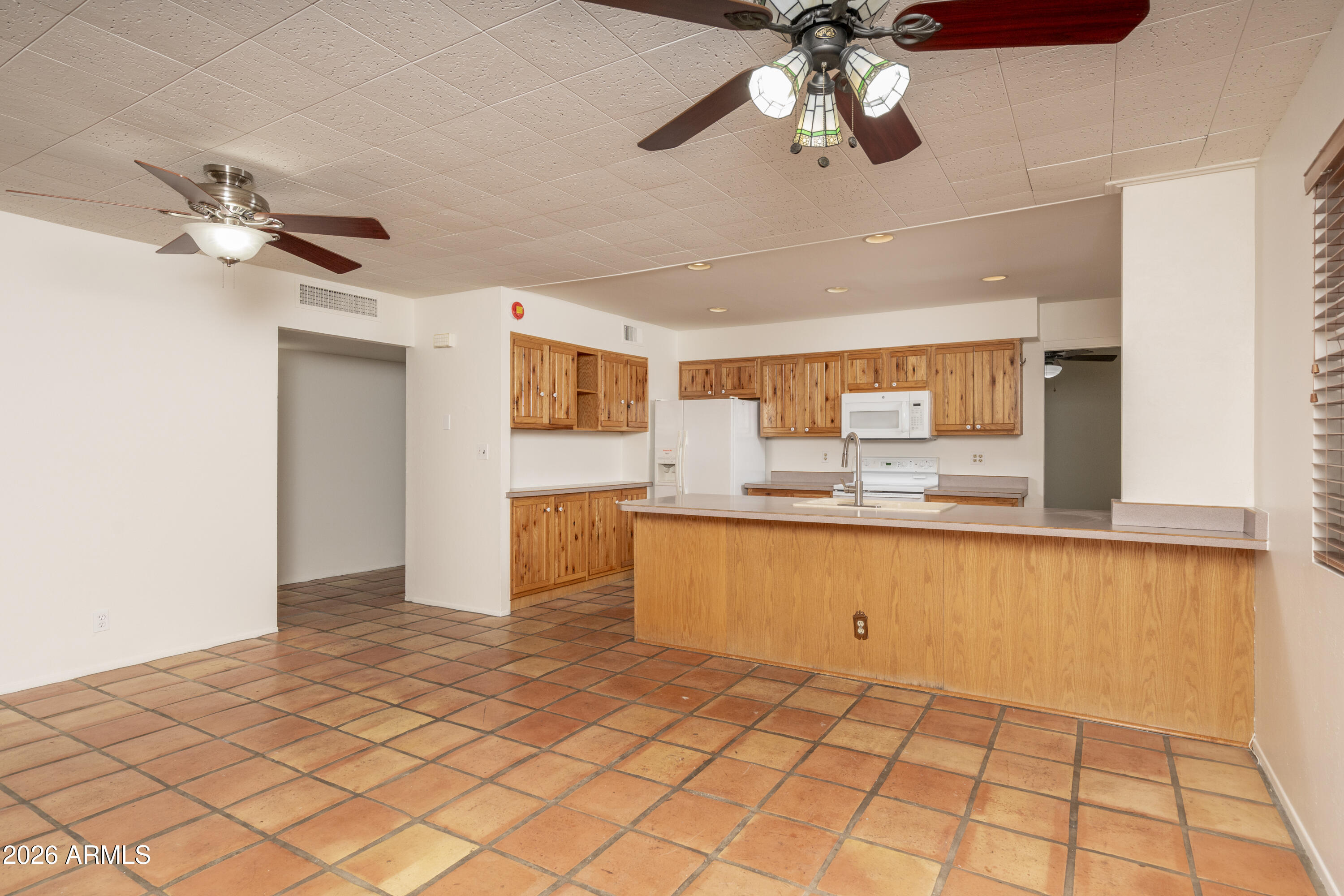 3001 E Cholla Street