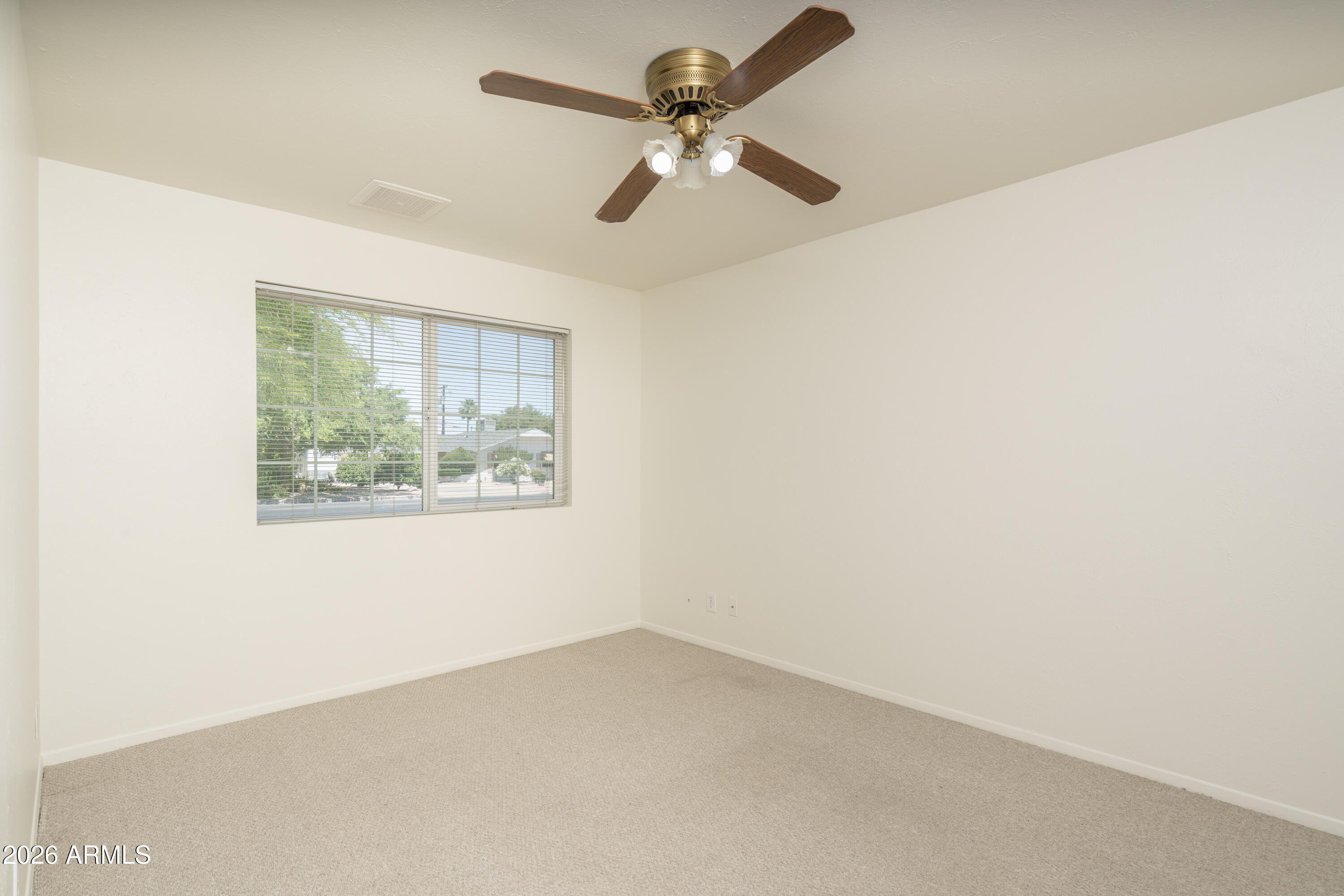3001 E Cholla Street